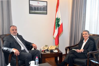 بوشكيان عرض علاقات لبنان وفنلندا مع مساكين