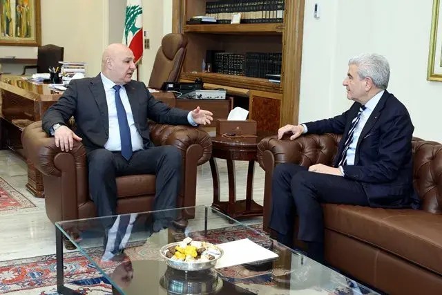 الرئيس عون بحث مع الوزير عيسى الخوري أوضاع الصناعة